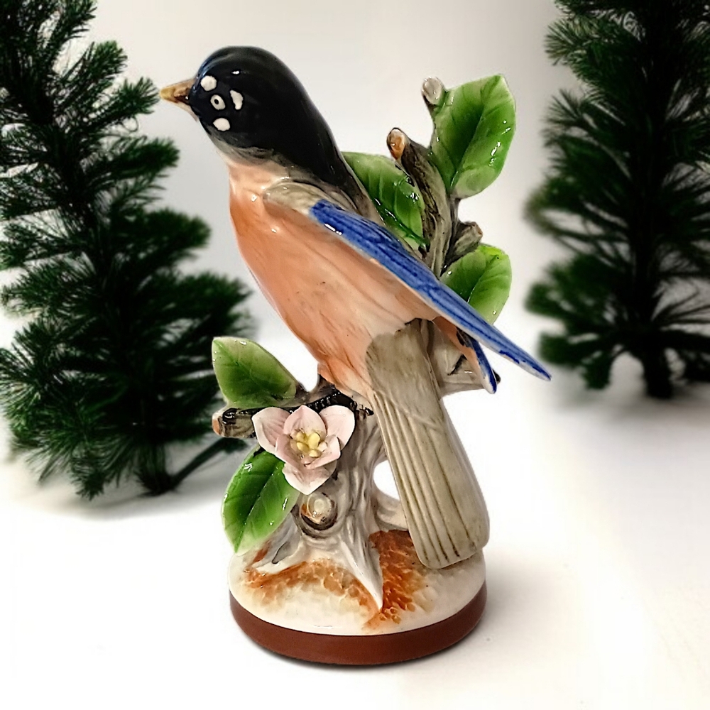 Vintage Majolica Glaze Bird Figurine Robin Figure Japan Porcelain Dogwood‎ READ